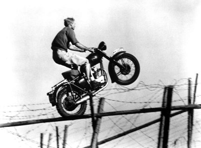 steve-mcqueen-the-great-escape-jump.jpg