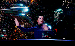 Enders-Game-GIF.gif