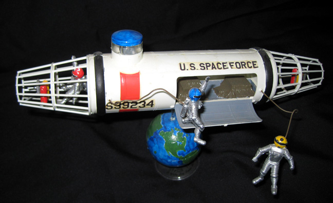 moonship1.jpg